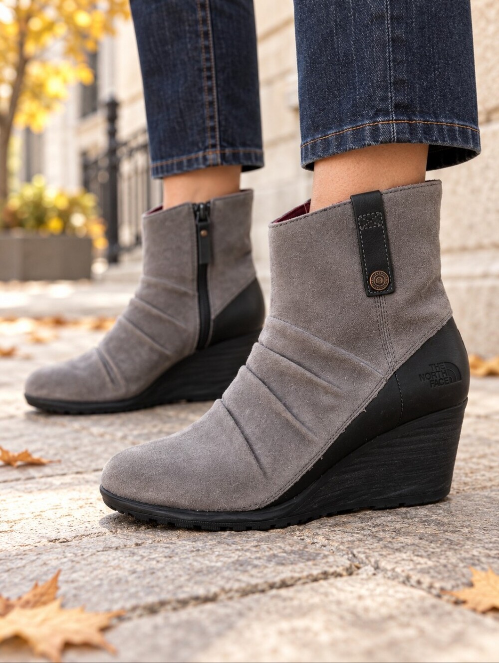 The North Face Bridgeton Waterproof Suede Wedge Boots Grey Women's 6